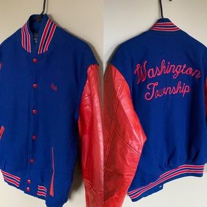Vintage Varsity Jacket Blue & Res Size Small